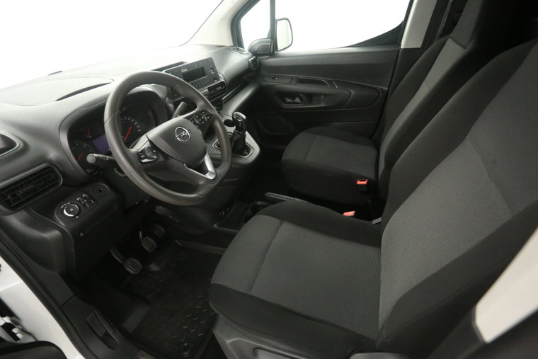 Vehicle Image 19