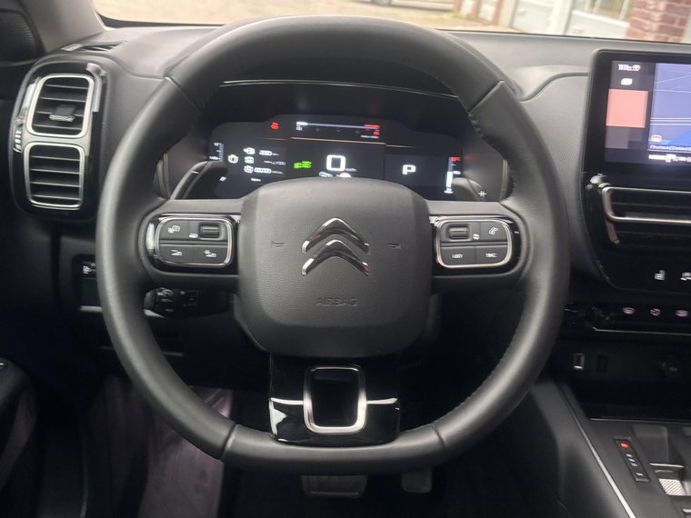 Vehicle Image 17