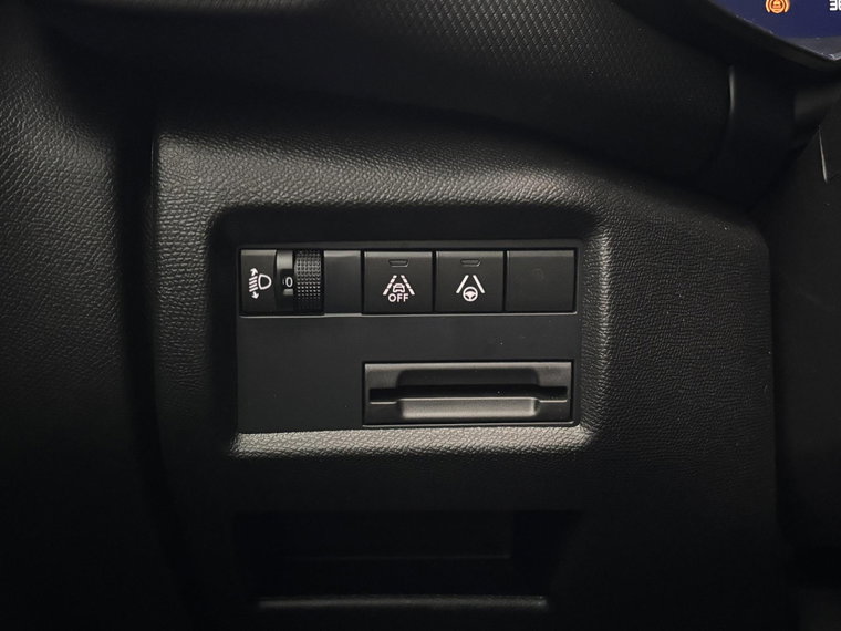 Vehicle Image 29