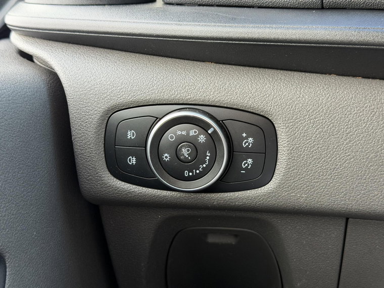 Vehicle Image 33