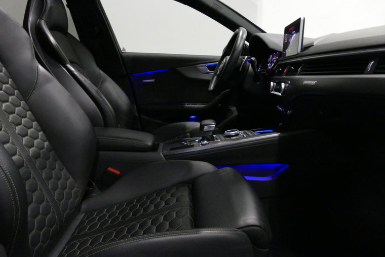 Vehicle Image 31