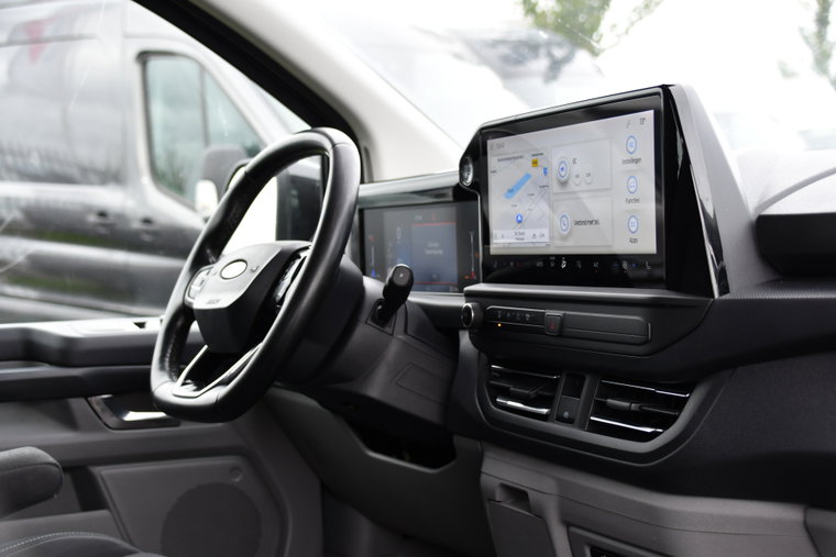 Vehicle Image 19