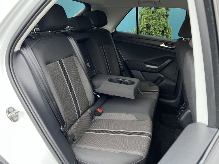 Vehicle Image 37