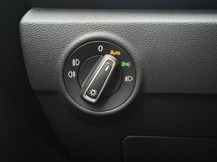 Vehicle Image 40