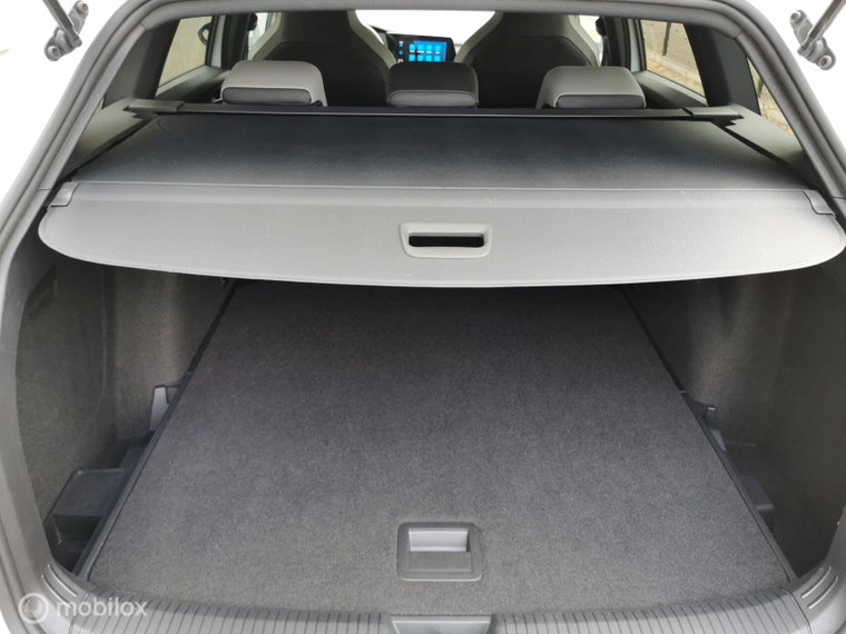 Vehicle Image 41