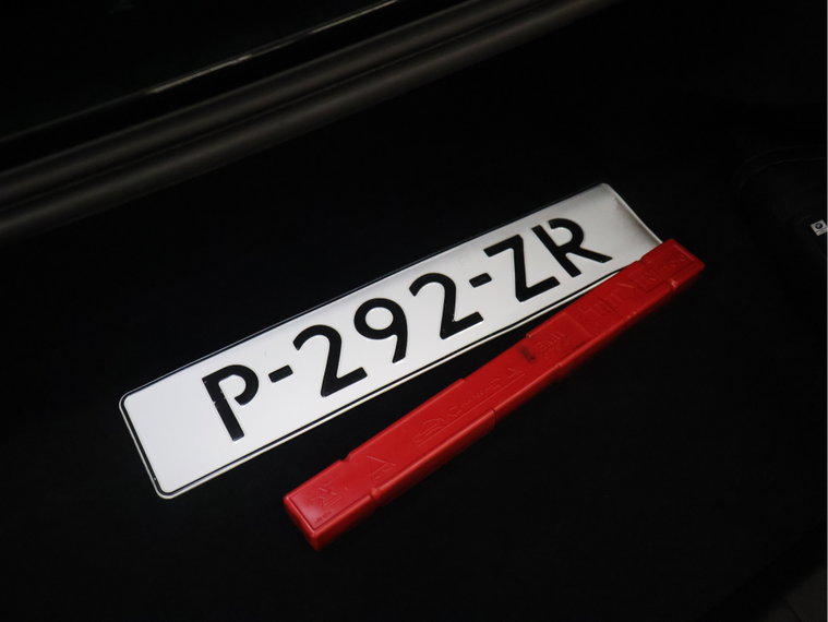 Vehicle Image 26