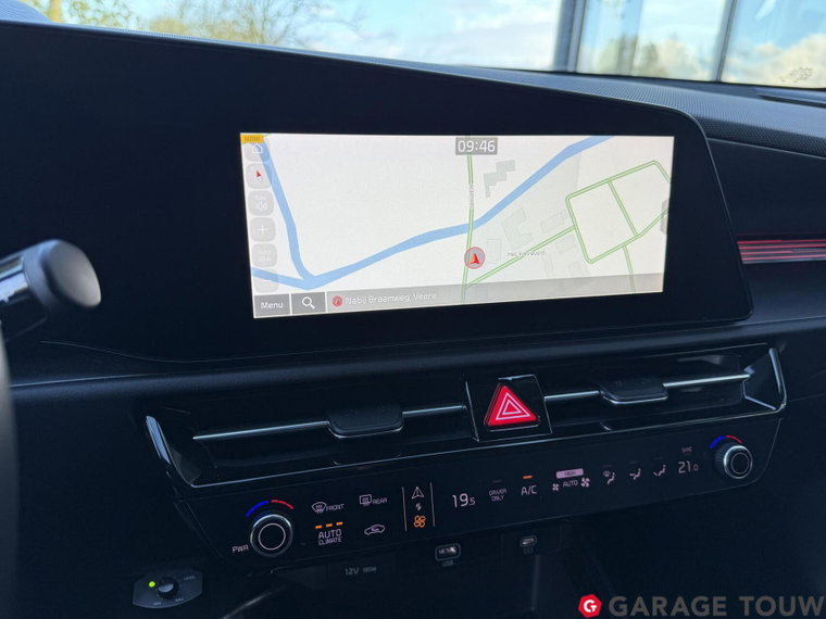 Vehicle Image 17