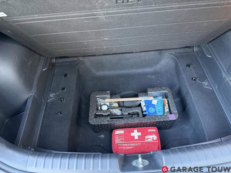 Vehicle Image 31