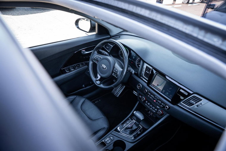 Vehicle Image 13