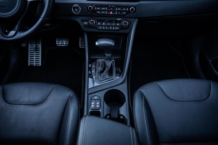 Vehicle Image 38