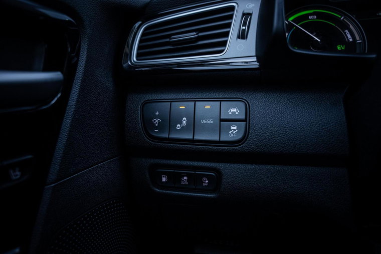 Vehicle Image 60