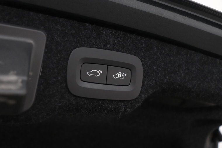 Vehicle Image 56