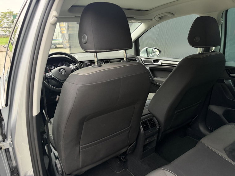 Vehicle Image 39