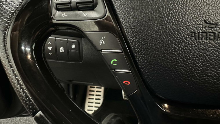 Vehicle Image 24