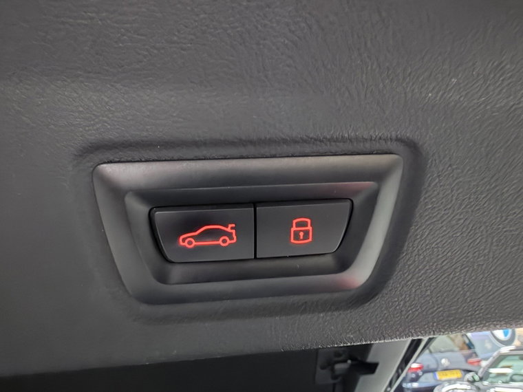 Vehicle Image 60