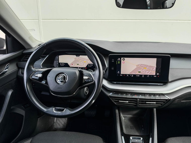 Vehicle Image 45