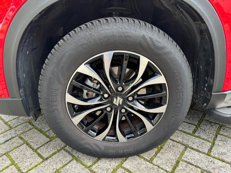 Vehicle Image 15