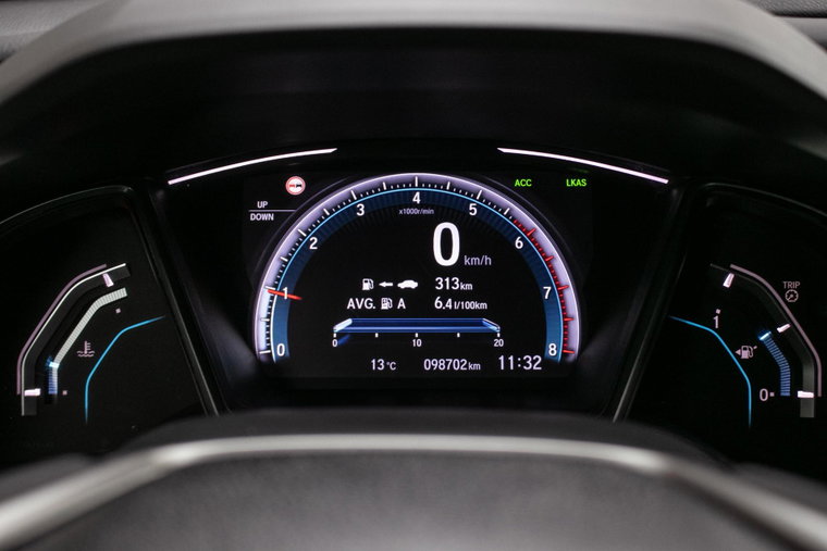 Vehicle Image 16