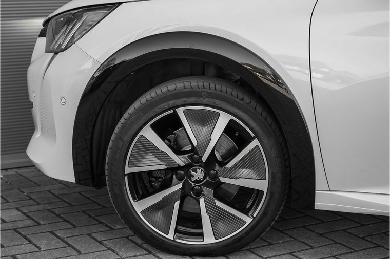 Vehicle Image 20
