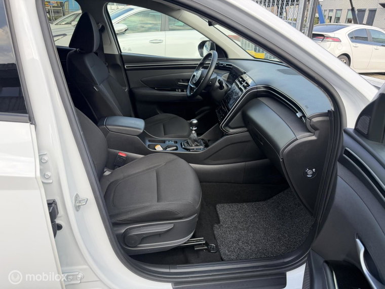 Vehicle Image 31