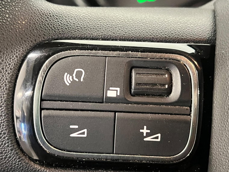 Vehicle Image 28