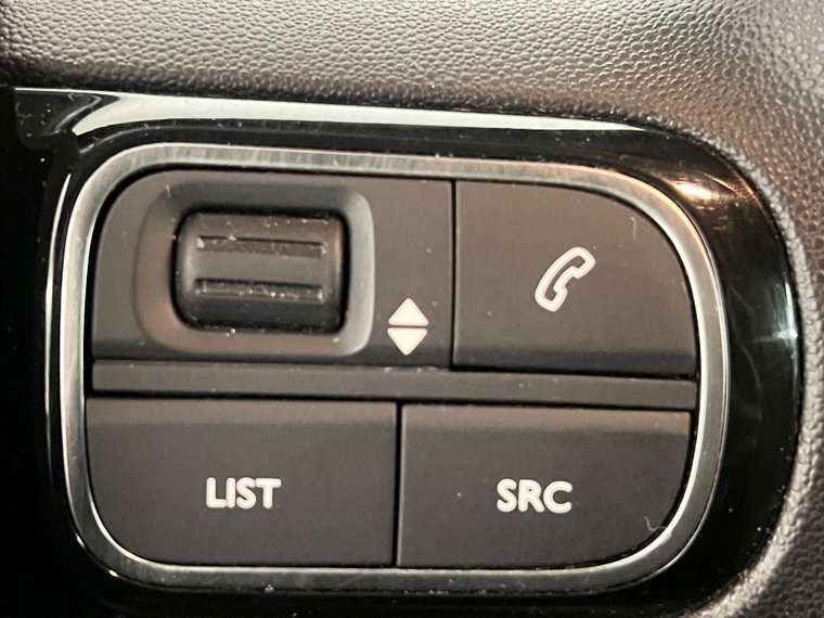 Vehicle Image 29
