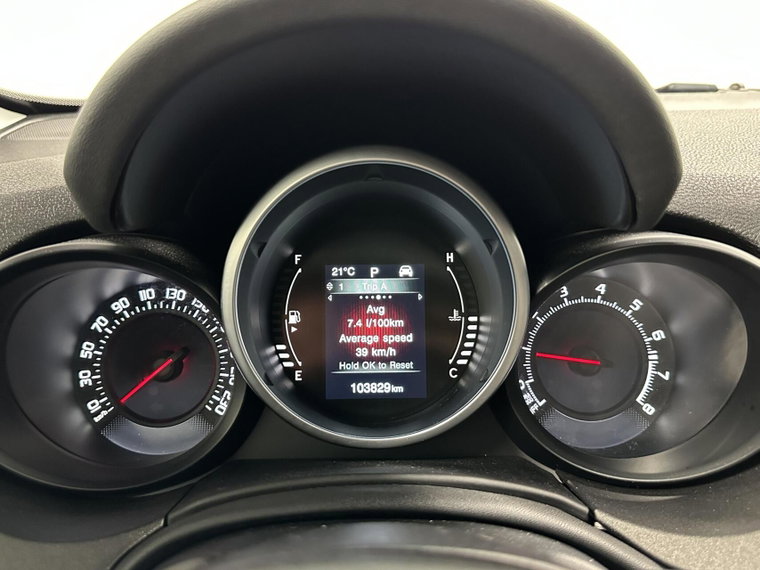 Vehicle Image 28