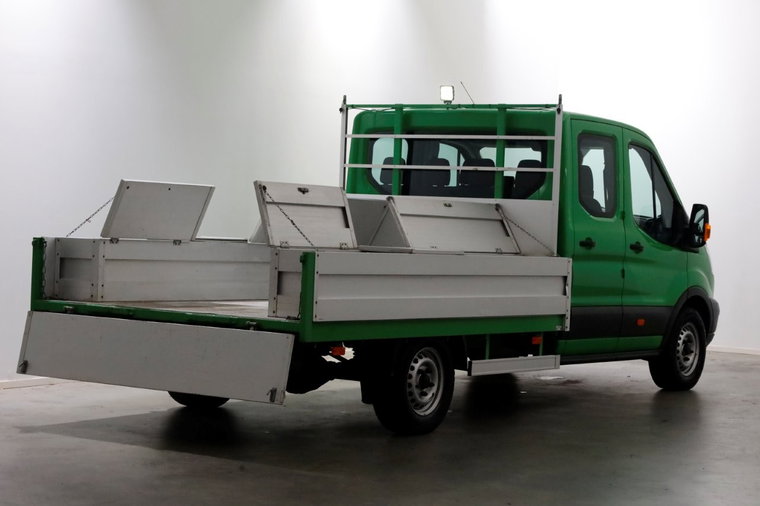 Vehicle Image 14