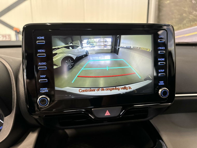 Vehicle Image 21