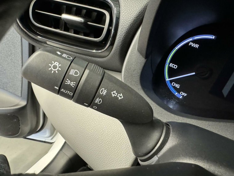 Vehicle Image 28