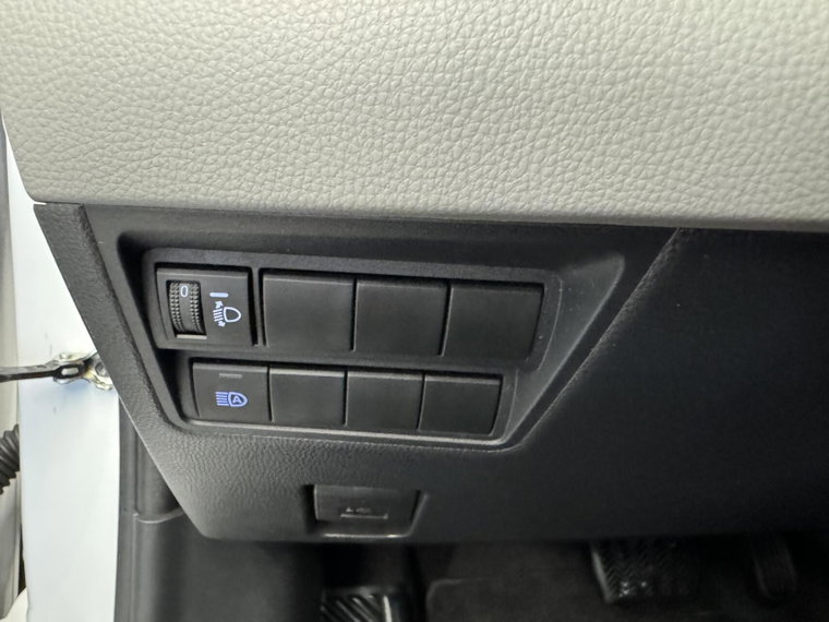 Vehicle Image 33