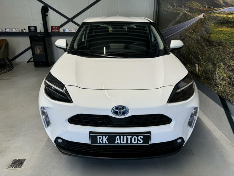Vehicle Image 11