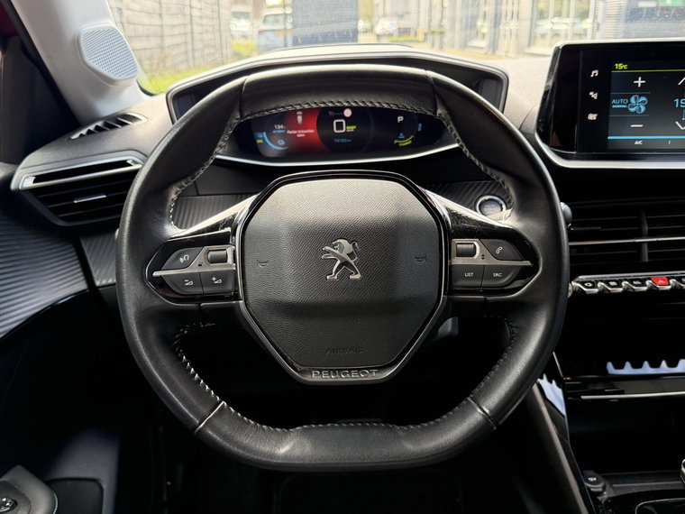 Vehicle Image 18