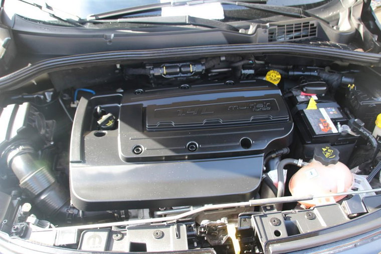 Vehicle Image 18