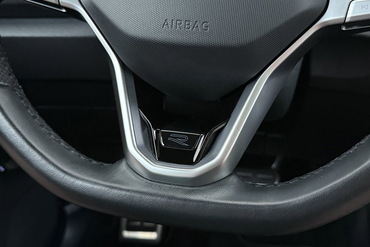 Vehicle Image 38