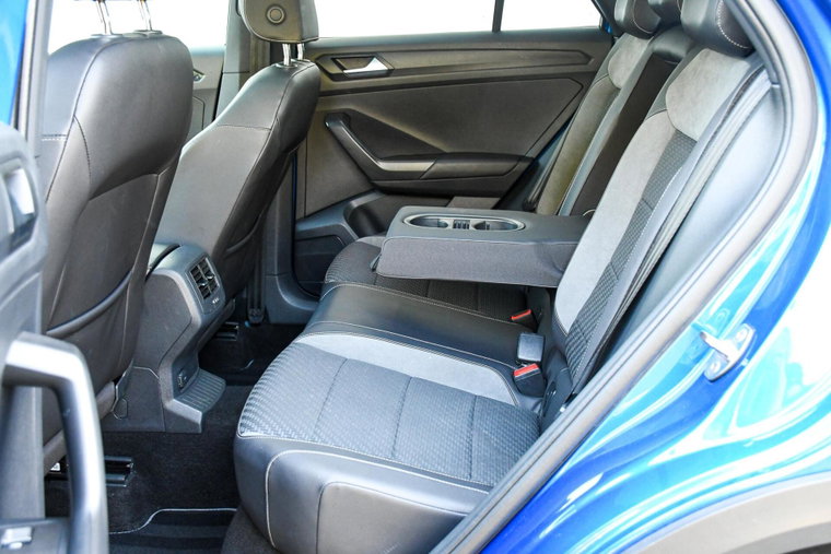 Vehicle Image 39