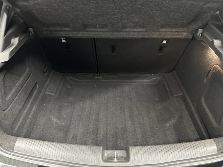 Vehicle Image 39