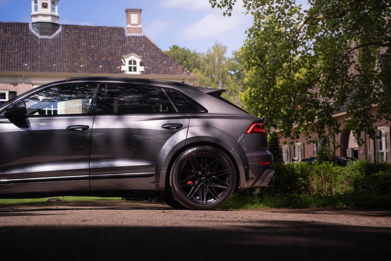 Vehicle Image 35