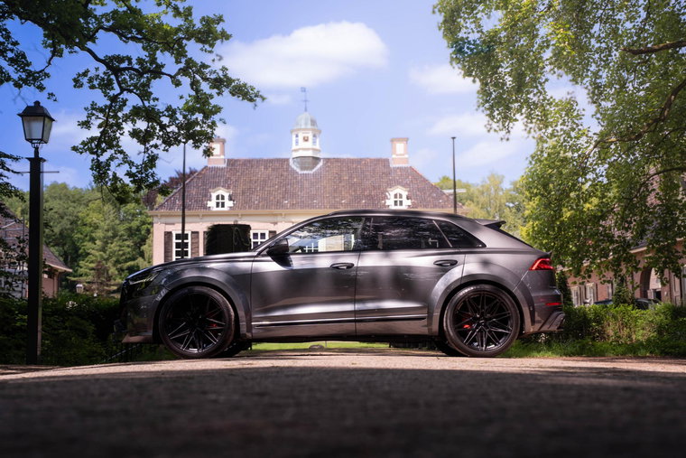 Vehicle Image 8