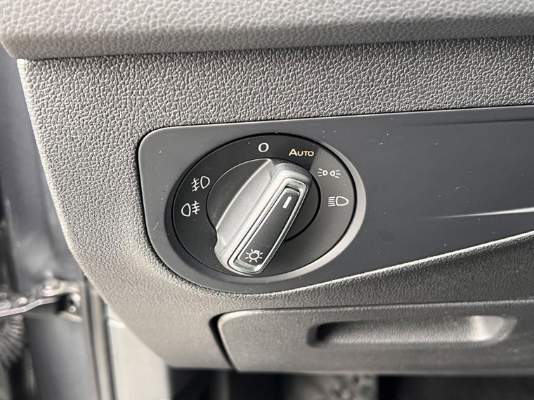 Vehicle Image 39