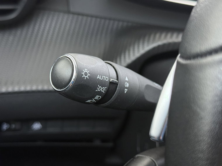 Vehicle Image 27