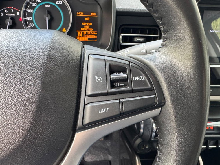 Vehicle Image 23