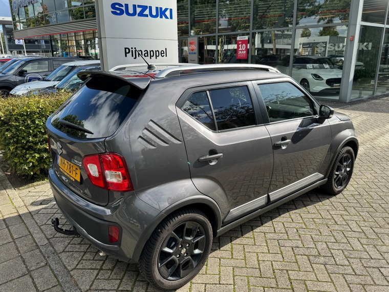 Vehicle Image 9