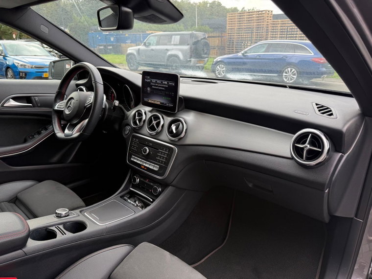 Vehicle Image 38