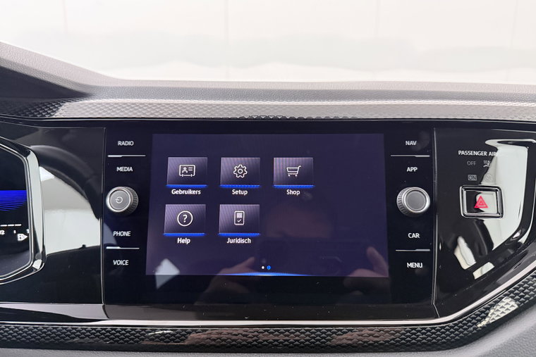 Vehicle Image 21