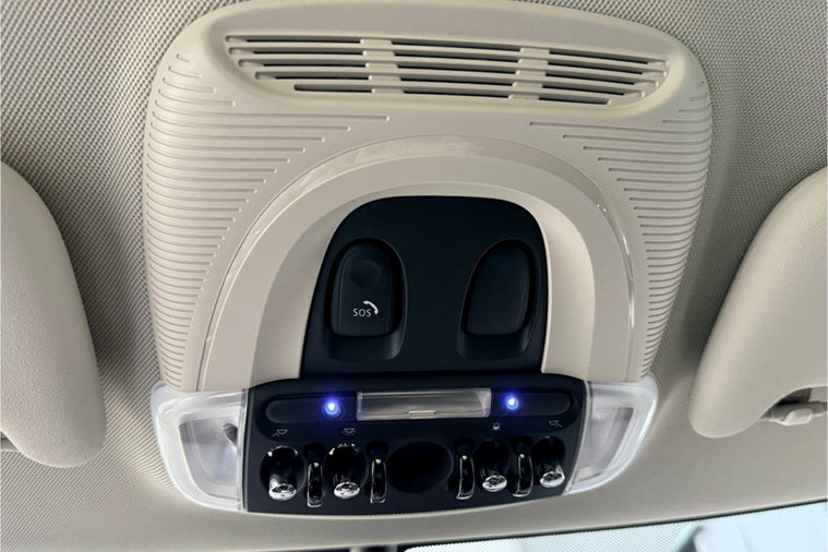 Vehicle Image 23