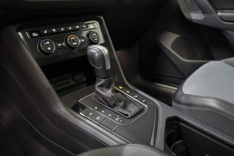 Vehicle Image 38