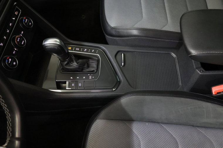 Vehicle Image 39