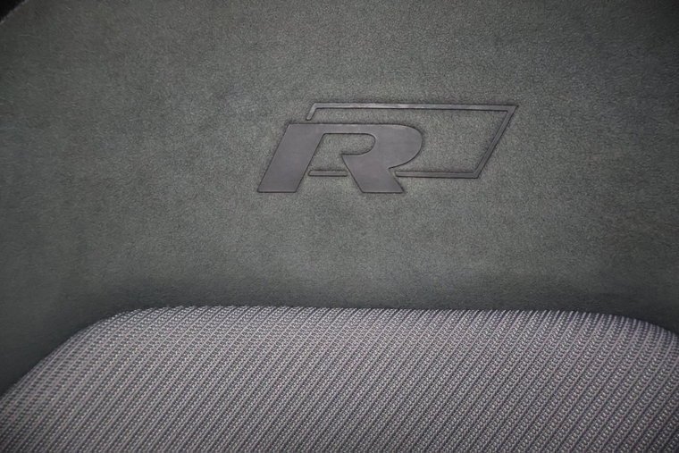 Vehicle Image 42
