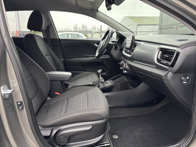 Vehicle Image 31